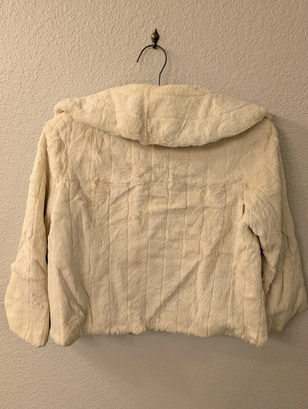 Gorgeous Vintage Rabbit Fur Cropped Jacket Cream Off White Size XSmall/Small